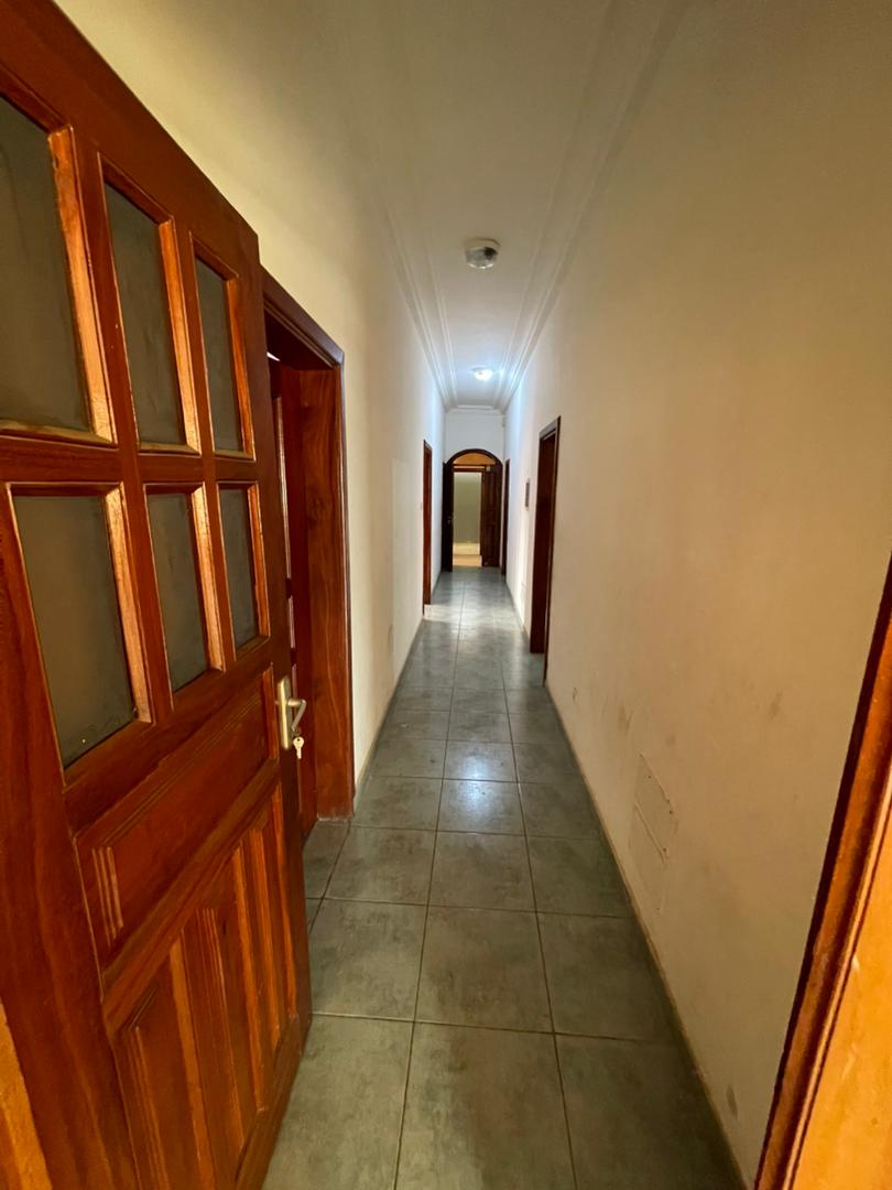 5 chambres à louer sise à Allègléta dans la von du supermarché Carrefour des Fruits à 400m